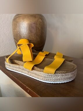 Forever 21 | mustard strap ankle sandals | 10